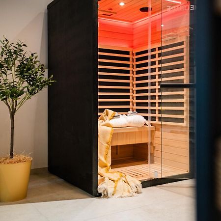 ויסבאדן Luxurioeses 100M2 Loft Mit Sauna & Parkplatz - Platz Fuer 4 Personen מראה חיצוני תמונה